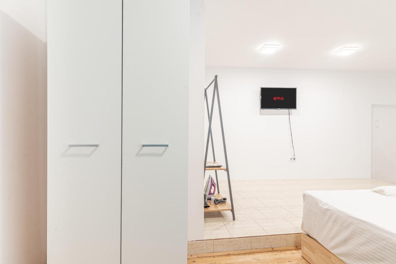 New Loft In The Heart Of City Center Iraklio Eksteriør billede