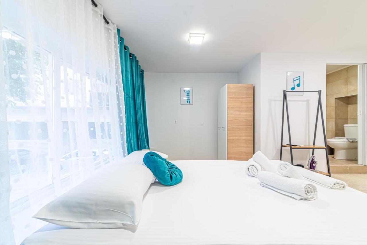 New Loft In The Heart Of City Center Iraklio Eksteriør billede